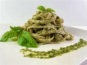 Fettuccine au pesto à la truffe d'été